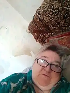 PanterochkaCharm stripchat live cam model