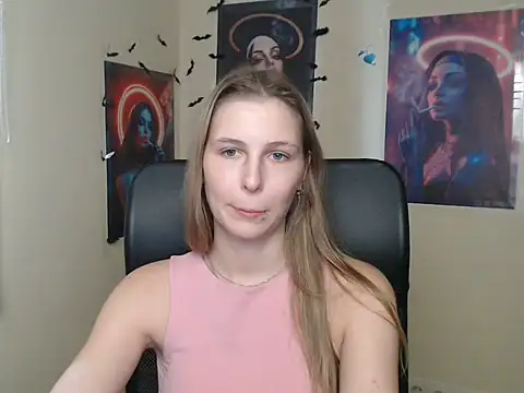 StrangerGi stripchat live cam model