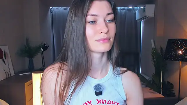 JulissaLipoma stripchat live cam model