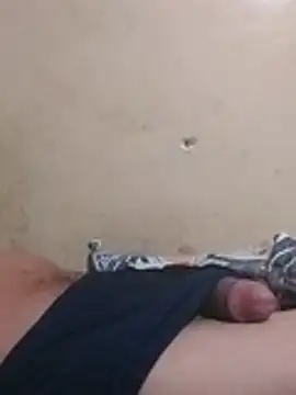 ovar12 stripchat live cam model