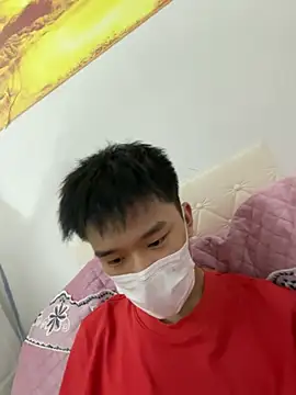 Zhang_yiovo stripchat live cam model