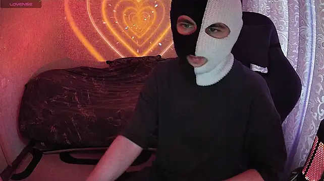 ZXCENSORED- stripchat live cam model