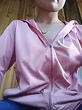 Lixie2k stripchat live cam model