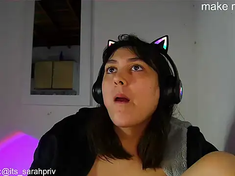 soysara15 stripchat live cam model
