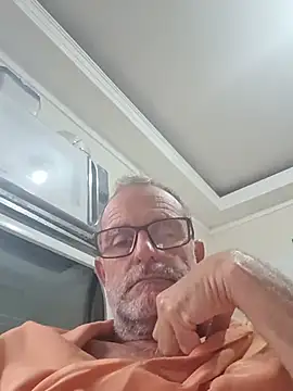 nard53 stripchat live cam model