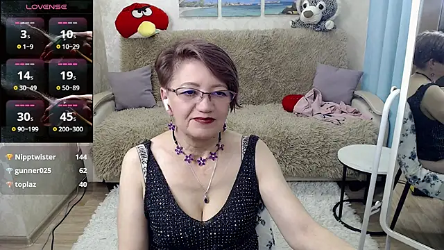 hot_woman04 stripchat live cam model