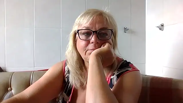 LinaLight88 stripchat live cam model