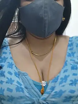 tamilrojaodi stripchat live cam model