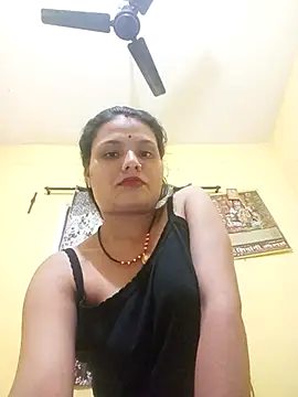 Priti_hote stripchat live cam model