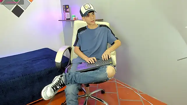 maxim_rod stripchat live cam model