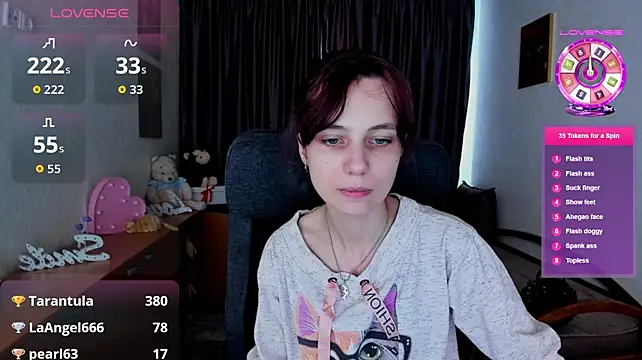 MiniLysii stripchat live cam model