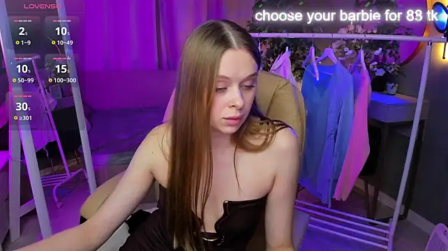 Meg_Ryann stripchat live cam model