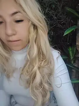 Angelwhite_25 stripchat live cam model