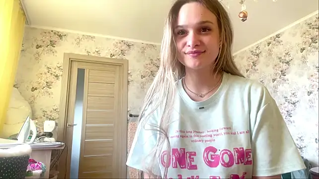 HarrietBunner stripchat live cam model