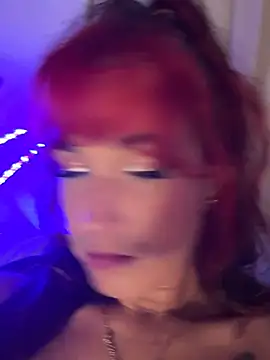 Phoenix_May stripchat live cam model