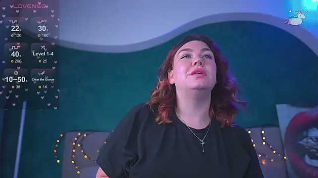 Lilumytrend stripchat live cam model