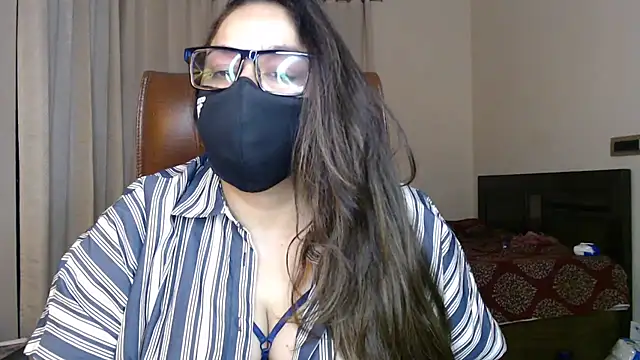 SEXY-Sardarni stripchat live cam model