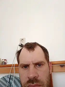 MichaelXL stripchat live cam model