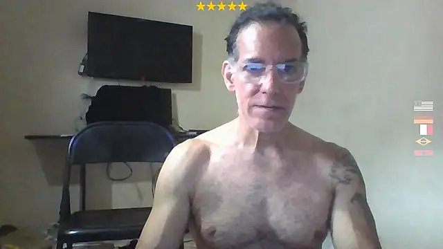 CaptainFox stripchat live cam model