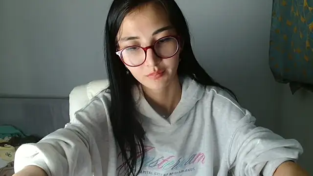 newfrommacau stripchat live cam model