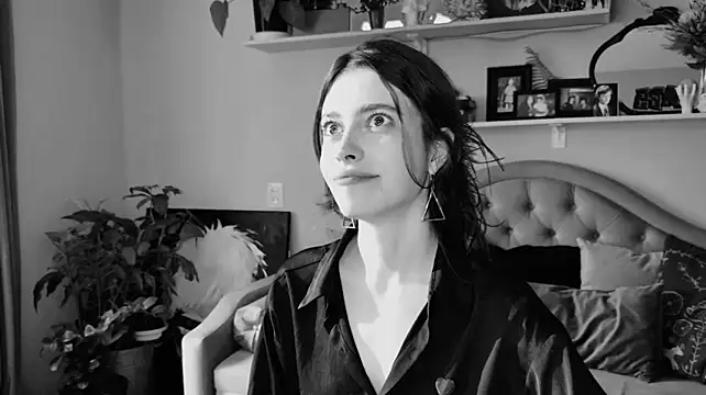 Yoka_paradoXXX stripchat live cam model