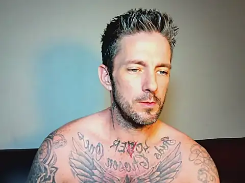 SkylarrGrey stripchat live cam model