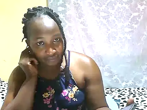 sexy-faiy stripchat live cam model