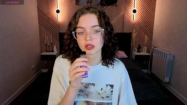 Wullwet_rav stripchat live cam model