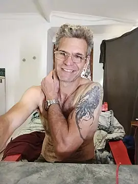 Gorgo2go2 stripchat live cam model