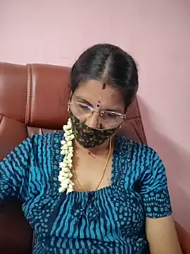 tamil_peenqueen stripchat live cam model