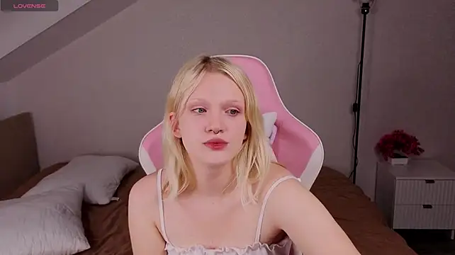 Lilly_Jhonass stripchat live cam model