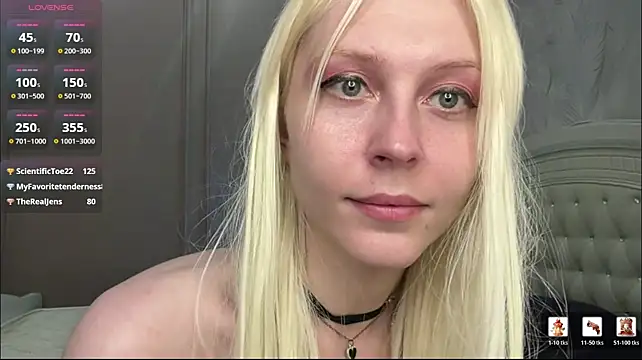 evie_angel stripchat live cam model