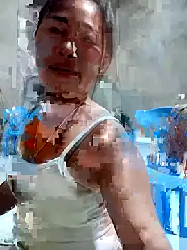 Coke2002 stripchat live cam model