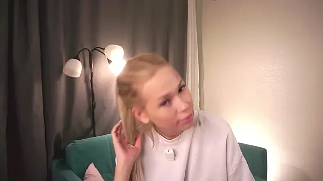 AuroraNeale stripchat live cam model