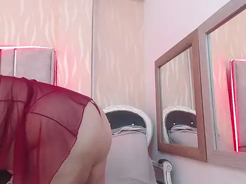 IvyHaze stripchat live cam model