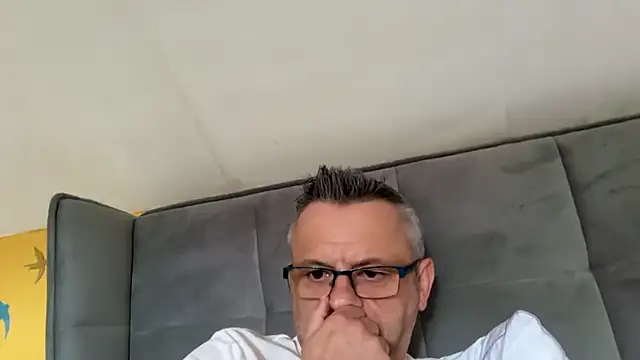 naughtyfun76 stripchat live cam model