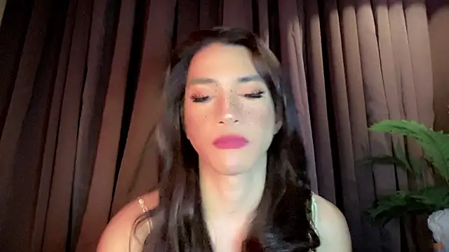 BaffledLensman stripchat live cam model