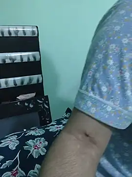 Suhana_Darling stripchat live cam model