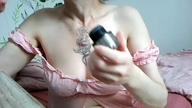 anngelle stripchat live cam model