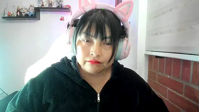 Shaddycute_ stripchat live cam model