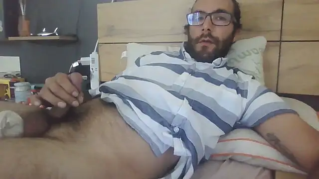 Arbneh69 stripchat live cam model