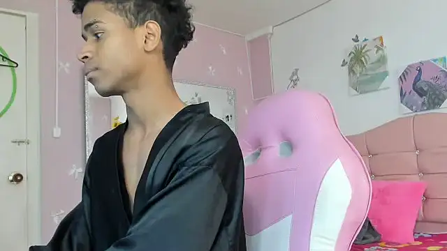 Santy_bigcock_01 stripchat live cam model