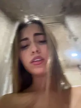 Valeria-escobar stripchat live cam model