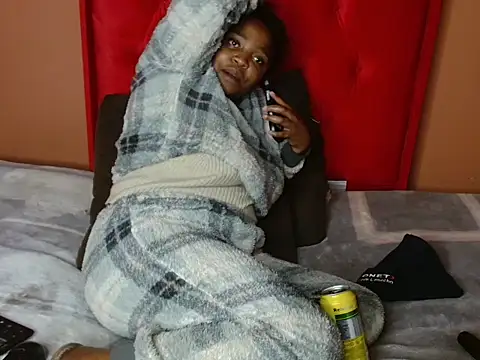 African_Busty stripchat live cam model