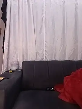Submissivebitchxxx stripchat live cam model