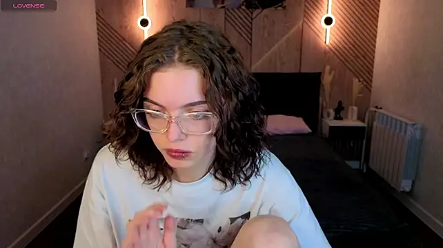 Wullwet_rav stripchat live cam model