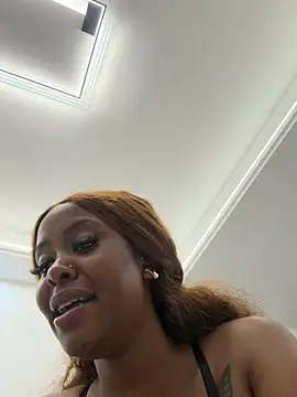Rose_berry stripchat live cam model