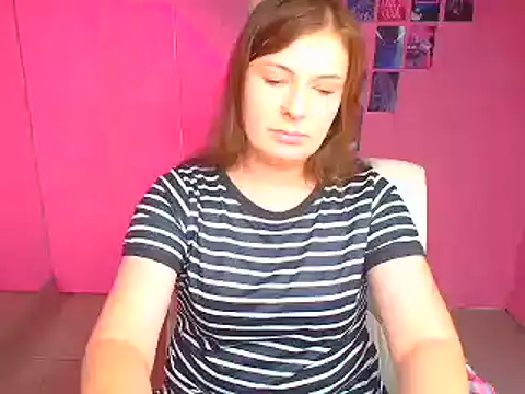 Lissmilf stripchat live cam model