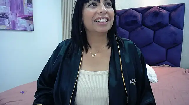 GochitaWild stripchat live cam model