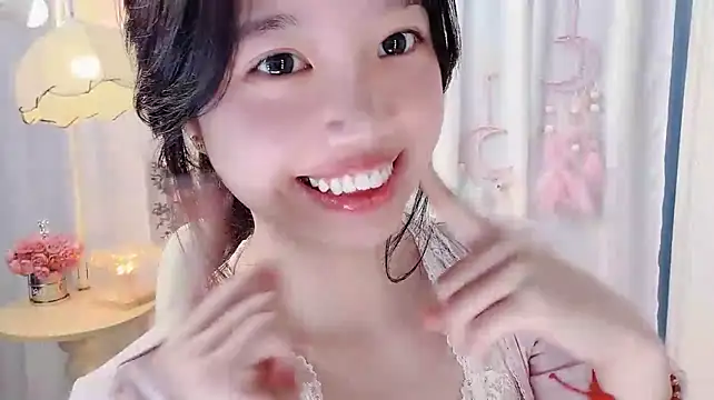 Yanys521 stripchat live cam model